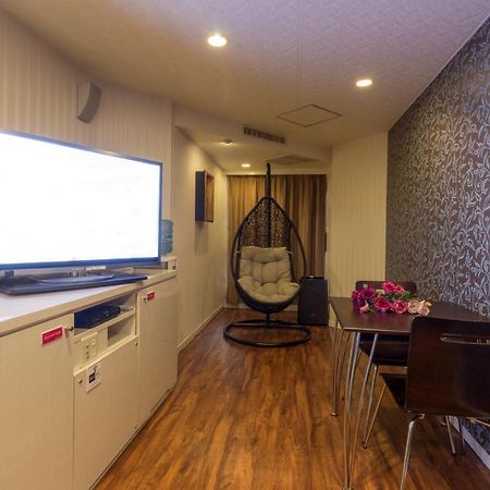 Gifu Un (Adults Only) Hotell Eksteriør bilde