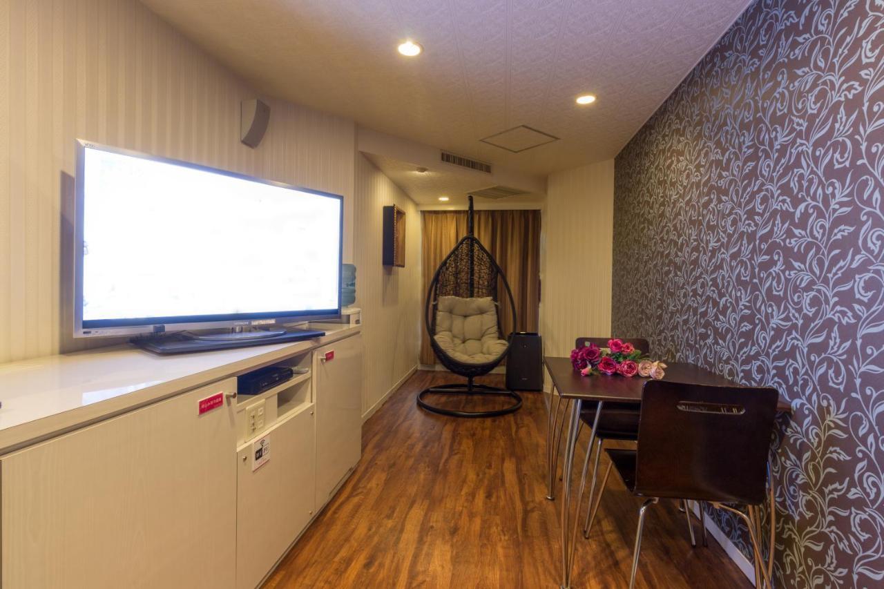 Gifu Un (Adults Only) Hotell Eksteriør bilde